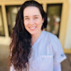 Meet your Posher, Adriana